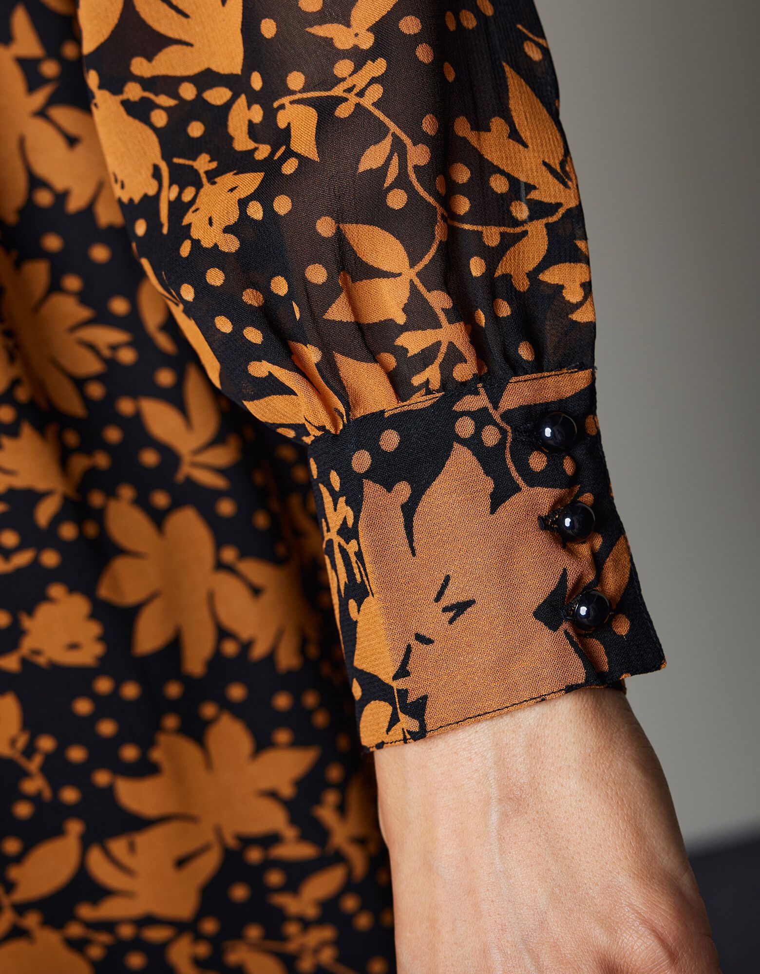 Robe voile Georgette imprim?� v?�g?�tal stylis?�, noir / caramel | Blancheporte