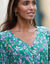 Robe longue boutonnée imprimée crépon (vert / bleu)