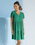 Robe col V courte unie, crépon (vert)