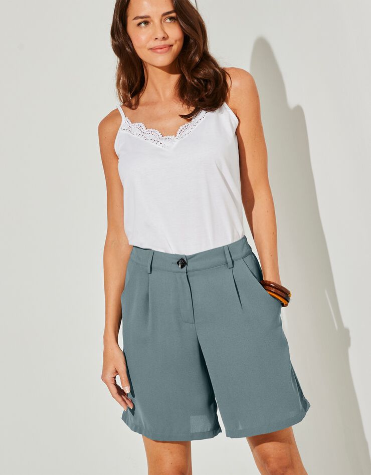 Short fluide large (vert grisé) Short fluide large (vert grisé)