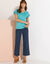 T-shirt uni col V macramé (bleu lagon)
