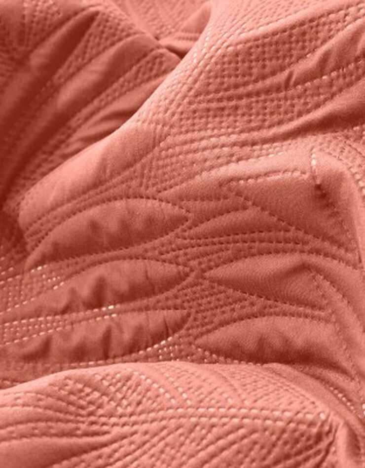 Couvre-lit uni matelassé reliéfé "feuillage" (terracotta) Couvre-lit uni matelassé reliéfé "feuillage" (terracotta)