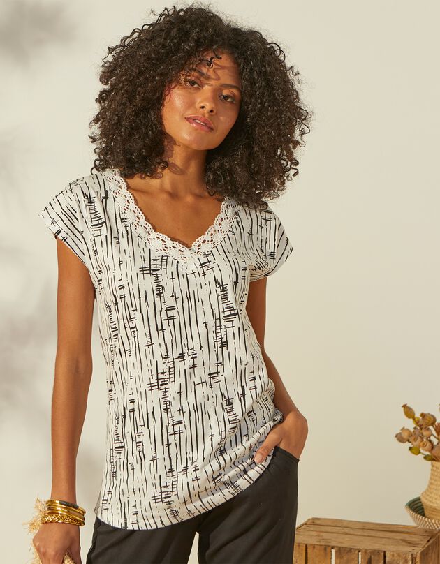 Tee-shirt imprimé, col V macramé et motif ethnique  (écru / noir)