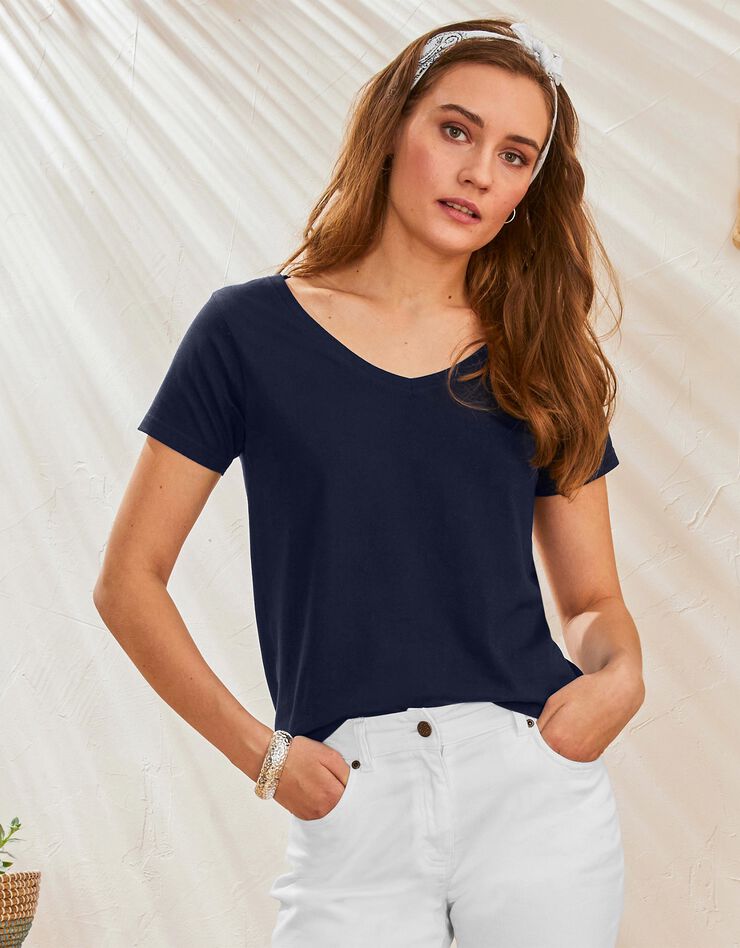 Tee-shirt col V uni manches courtes coton (marine) Tee-shirt col V uni manches courtes coton (marine)