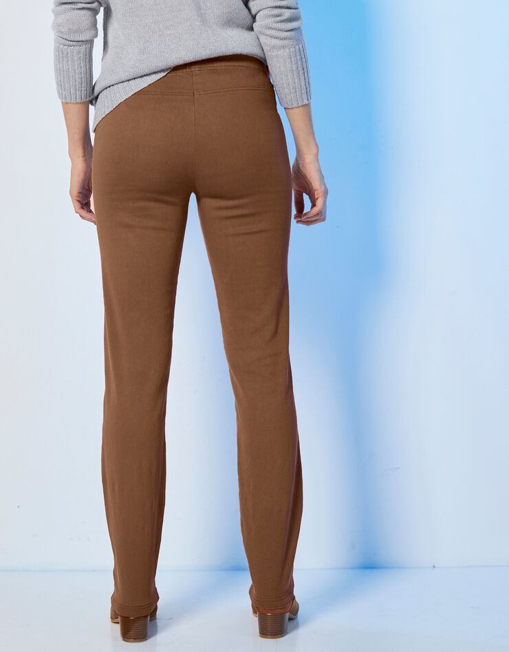 Pantalon sculptant effet ventre plat taille élastiquée (noisette) Pantalon sculptant effet ventre plat taille élastiquée (noisette)