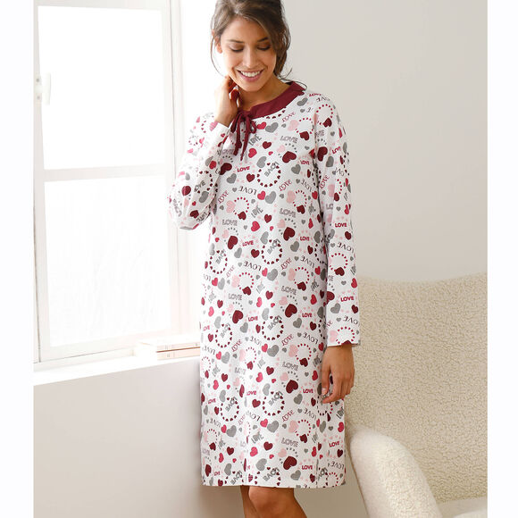 Chemise de nuit imprim&eacute; "coeurs" (cerise)