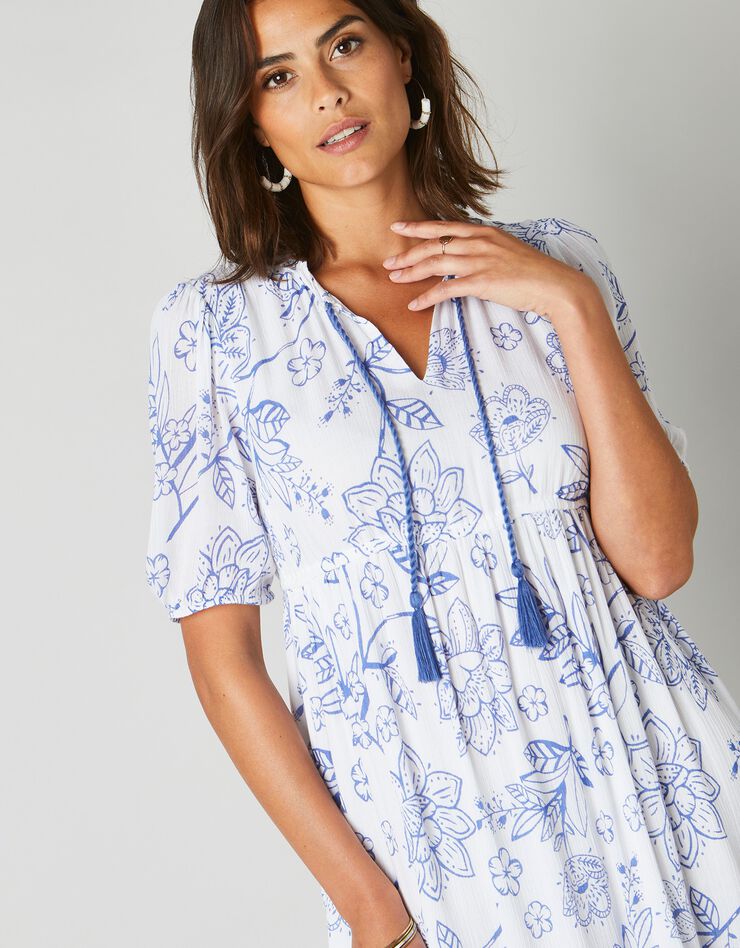 Robe longue volantée imprimée (blanc / bleu)