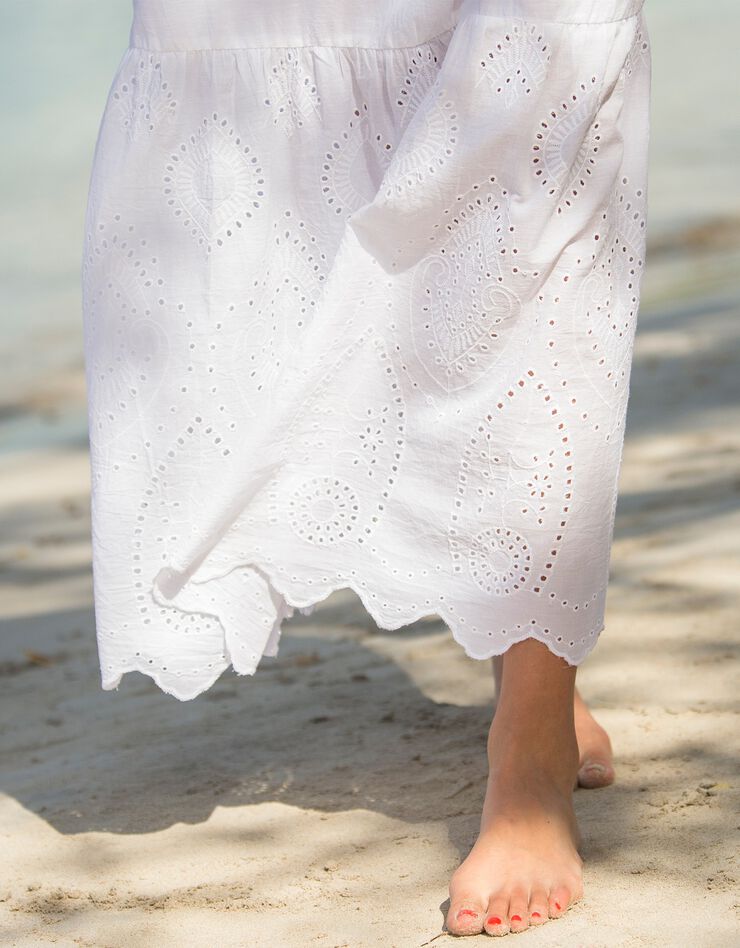 Robe longue, broderie anglaise (blanc) Robe longue, broderie anglaise (blanc)