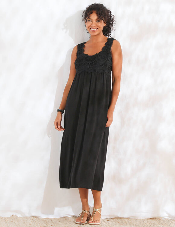 Robe à plastron macramé (noir)