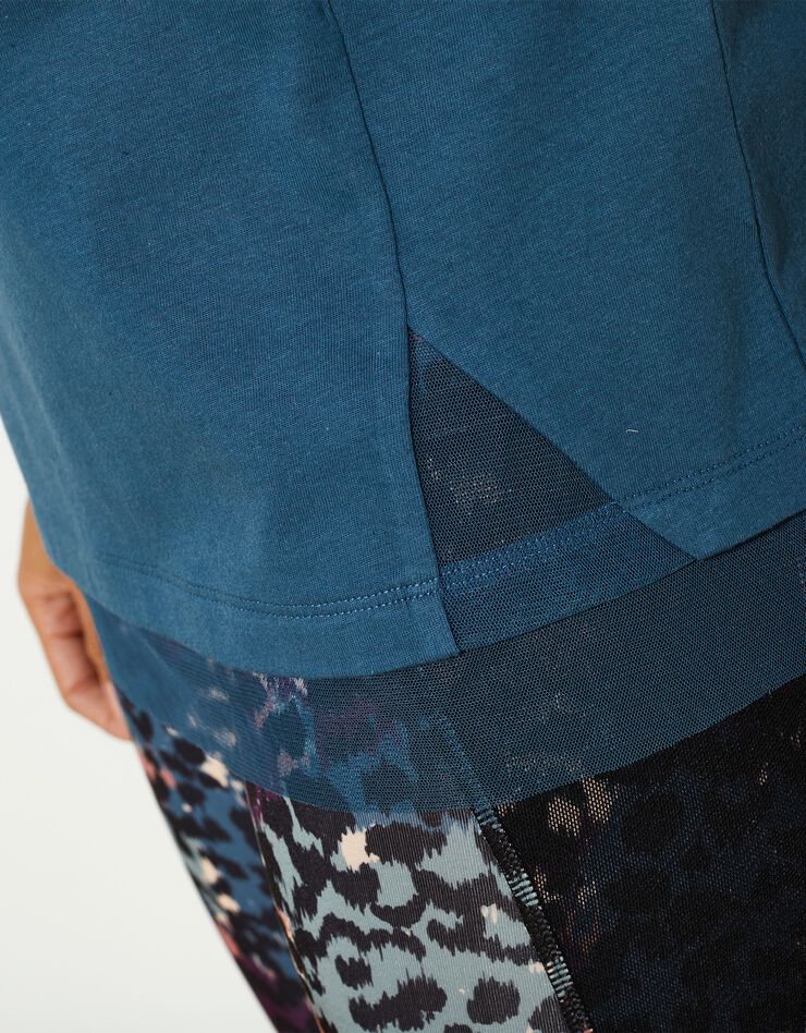 Tee-shirt manches courtes détail résille (bleu) Tee-shirt manches courtes détail résille (bleu)