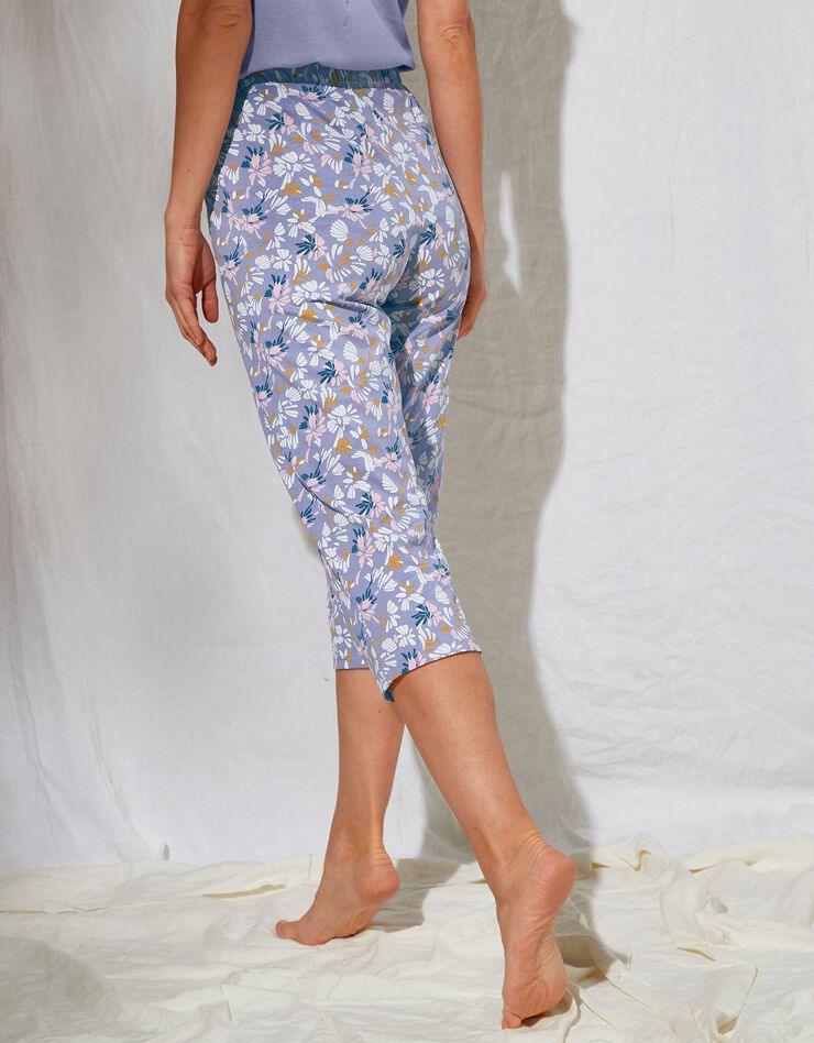 Pantacourt pyjama imprimé  "pétales de fleurs" (parme / écru)