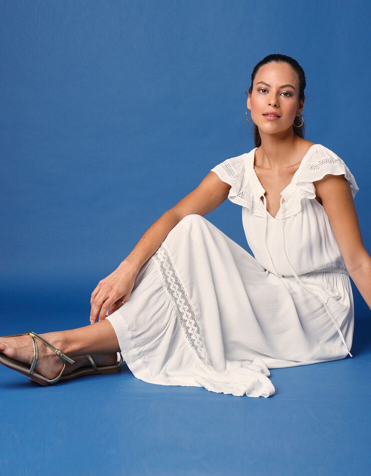 Robe longue à encolure volantée (blanc)