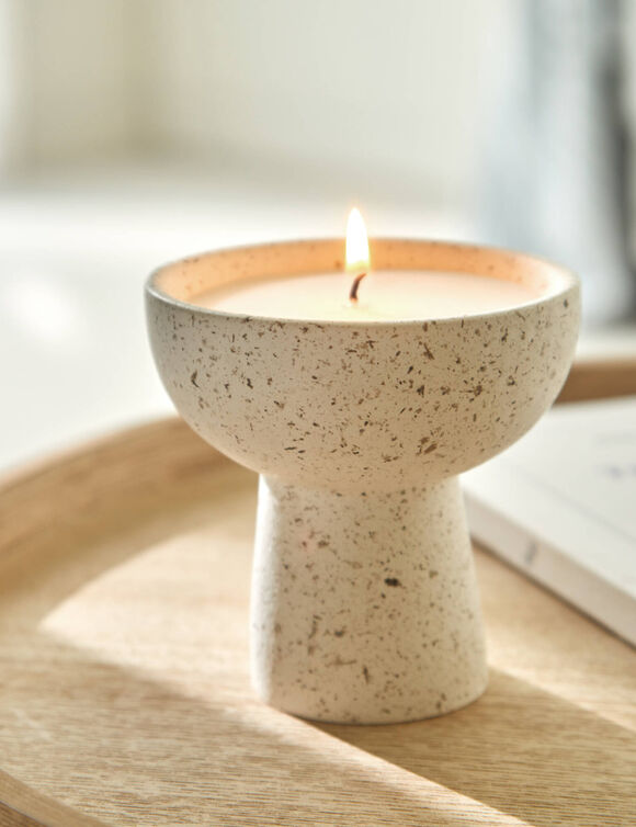 Bougie forme coupelle aspect pierre naturelle (blanc)