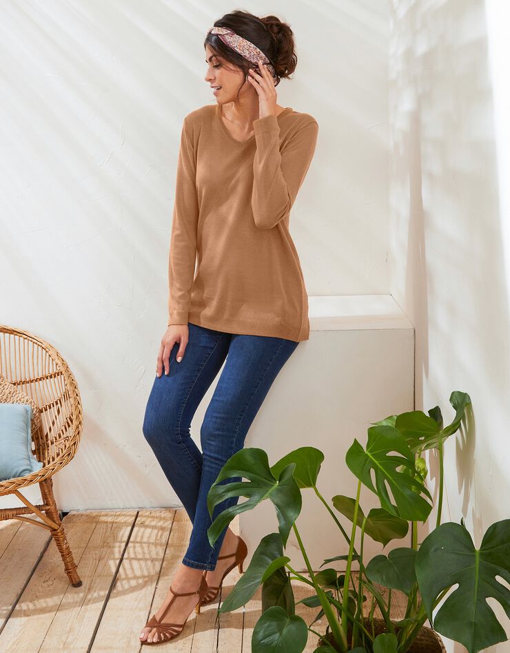 Pull col V toucher cachemire (noisette) Pull col V toucher cachemire (noisette)