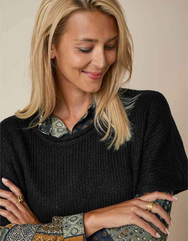 Pull poncho manches coudes (noir) Pull poncho manches coudes (noir)