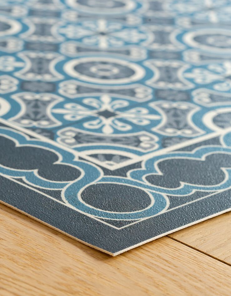 Tapis vinyle effet carreaux de ciment (bleu/gris/noir) Tapis vinyle effet carreaux de ciment (bleu/gris/noir)