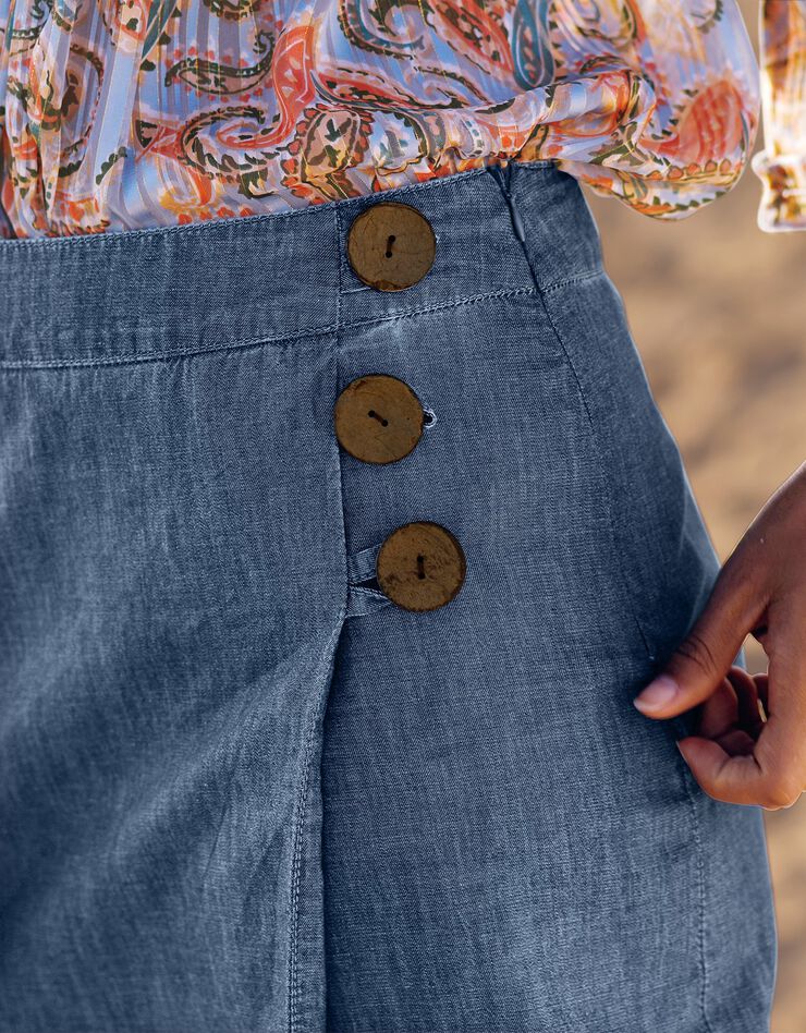 Short jupette denim léger boutonné (bleached) Short jupette denim léger boutonné (bleached)