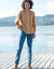 Blouse unie brod&eacute;e en coton, col fendu (noisette)