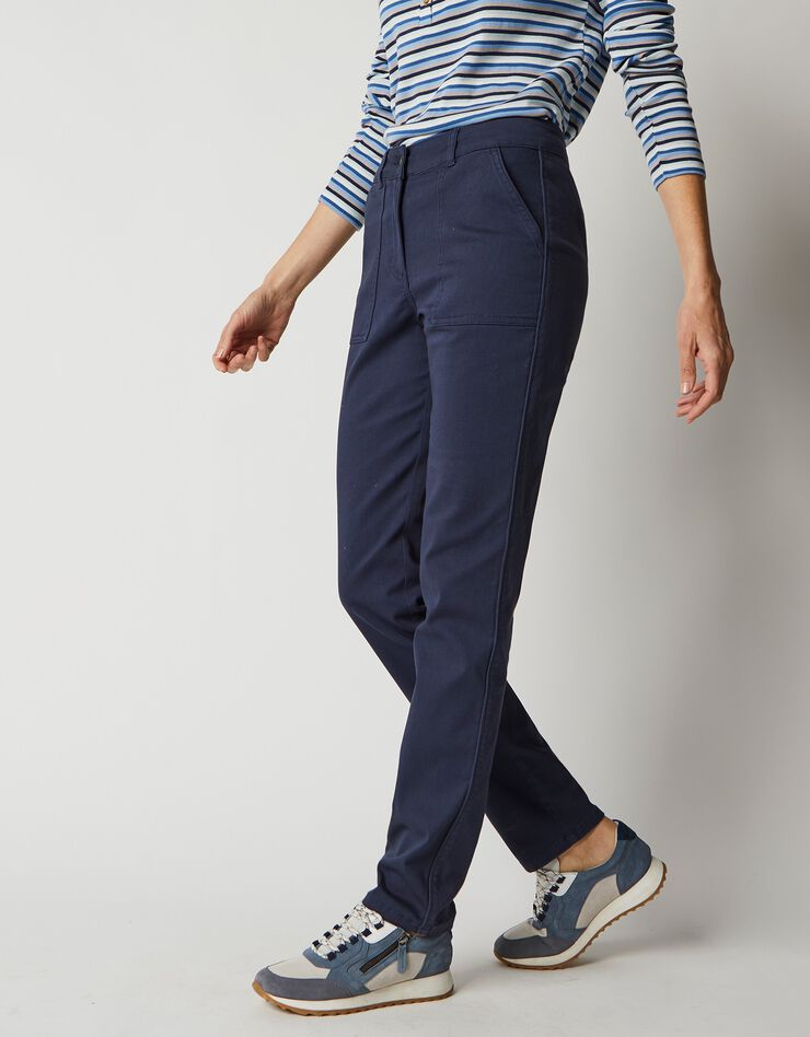 Pantalon chino à poches plaquées (marine) Pantalon chino à poches plaquées (marine)