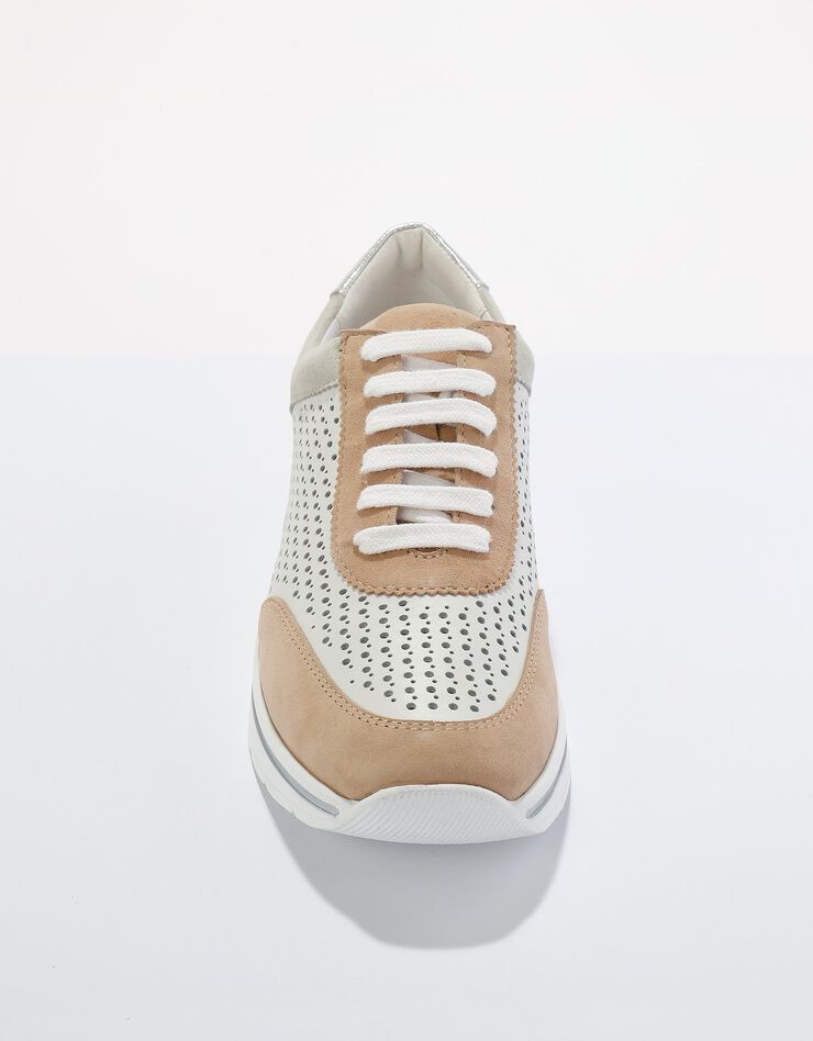 Baskets cuir bicolore ajourées avec languette et lacets (beige) Baskets cuir bicolore ajourées avec languette et lacets (beige)