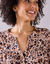 Tunique col boutonné imprimé peau-de-bête (beige / marine)