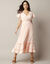Robe longue crépon, manches volantées, broderie 3D (rose poudré)