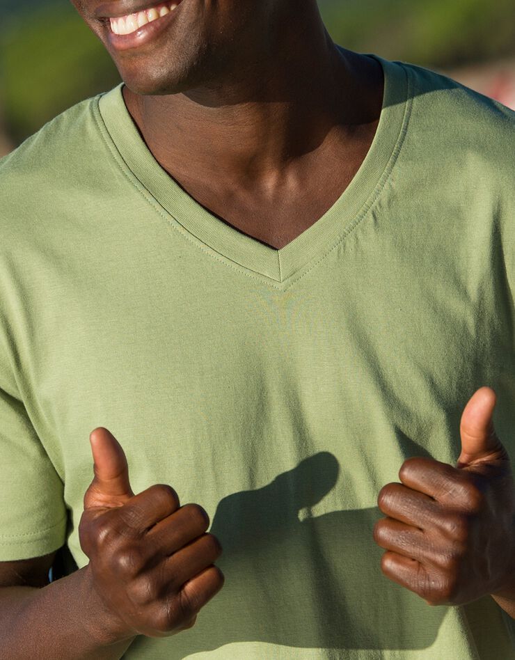 Tee-shirt col V manches courtes (vert)
