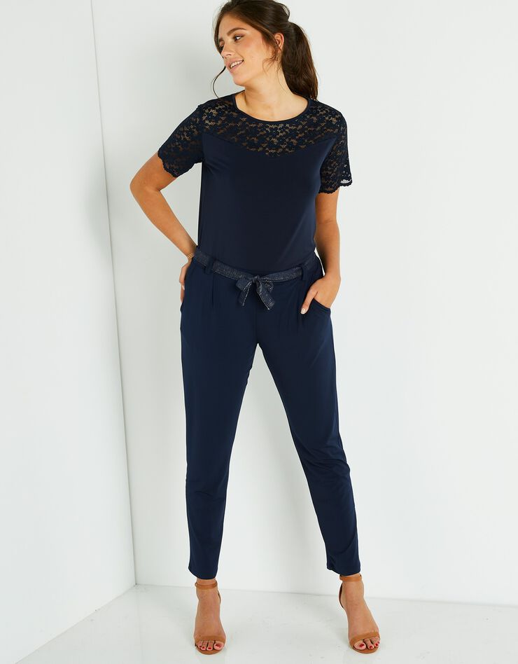 Tee-shirt dentelle col rond manches courtes uni (marine) Tee-shirt dentelle col rond manches courtes uni (marine)