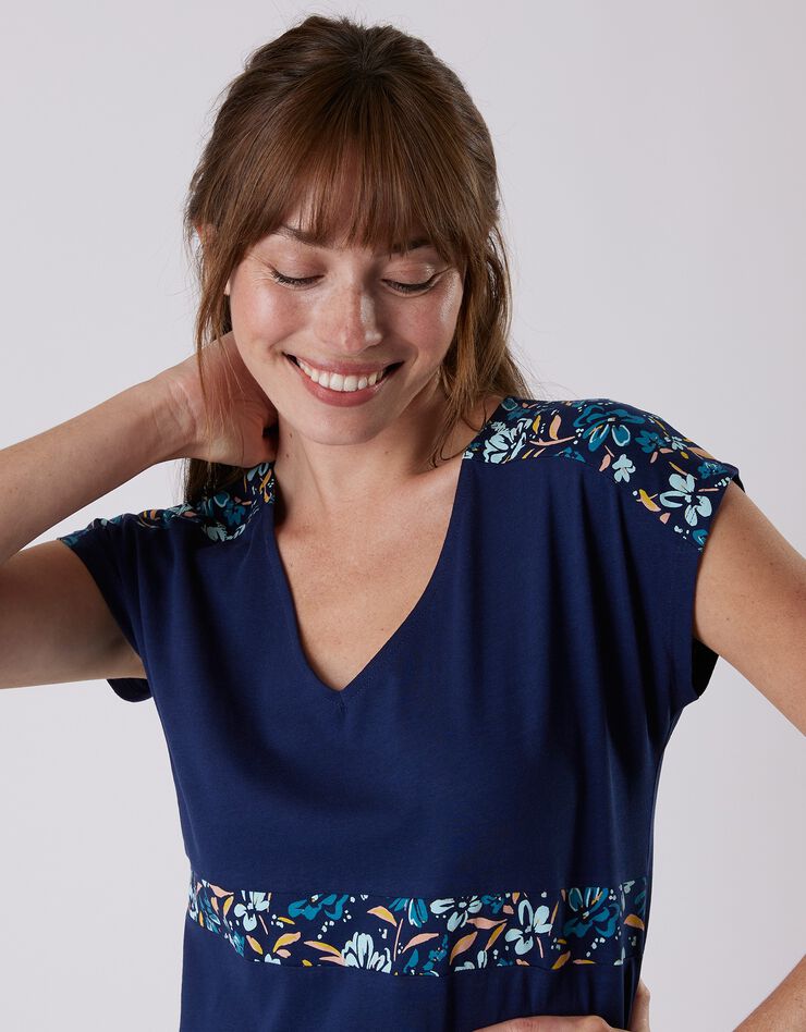 Chemise de nuit manches courtes imprimé placé "jardin secret" (marine) Chemise de nuit manches courtes imprimé placé "jardin secret" (marine)