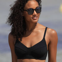 Quel maillot quand on a une forte poitrine ?