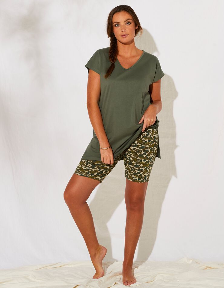 Pyjama avec cycliste imprimé animalier (kaki) Pyjama avec cycliste imprimé animalier (kaki)