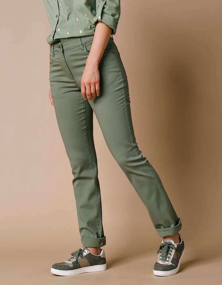 Pantalon sculptant coupe 5 poches (vert mousse) Pantalon sculptant coupe 5 poches (vert mousse)