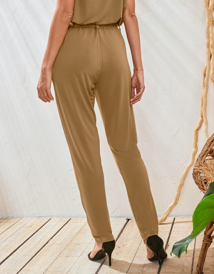 Pantalon coupe droite uni, maille (tabac) Pantalon coupe droite uni, maille (tabac)