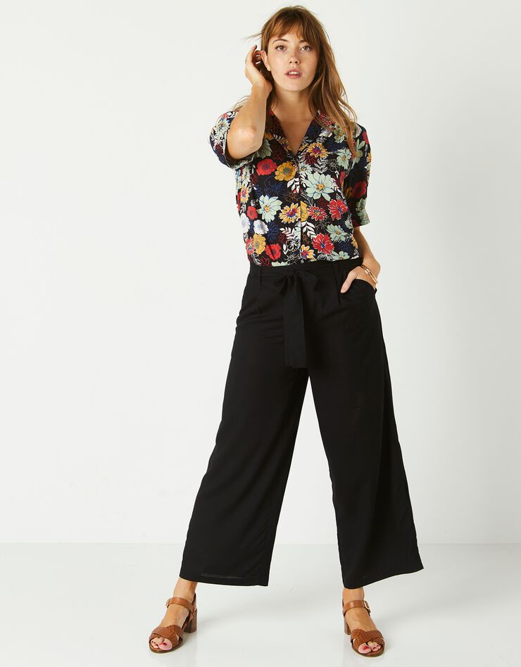 Pantalon raccourci large uni (noir) Pantalon raccourci large uni (noir)