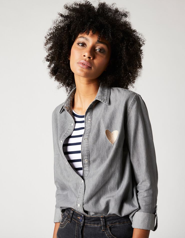 Chemise jean brodé coeur (gris) Chemise jean brodé coeur (gris)