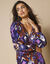 Robe longue col V imprimée (indigo / violine)