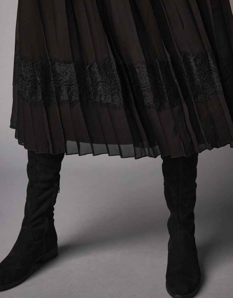 Robe cache-cœur longue en voile plissé et dentelle (noir)