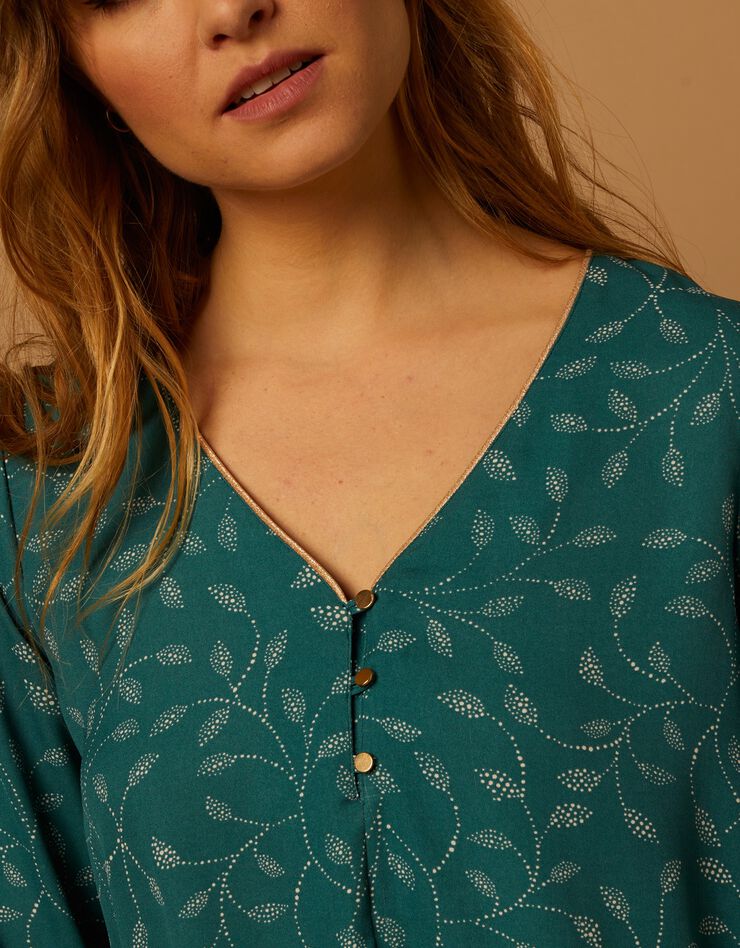 Blouse évasée détails dorés imprimé bicolore, crêpe (vert grisé / blanc) Blouse évasée détails dorés imprimé bicolore, crêpe (vert grisé / blanc)