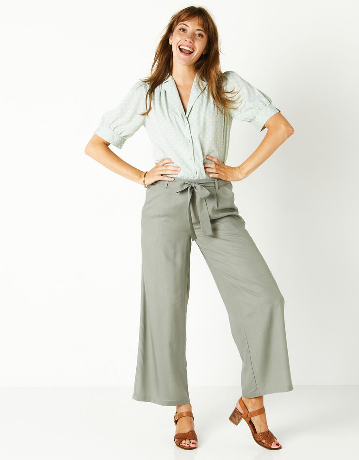 Pantalon raccourci large uni (kaki clair) Pantalon raccourci large uni (kaki clair)