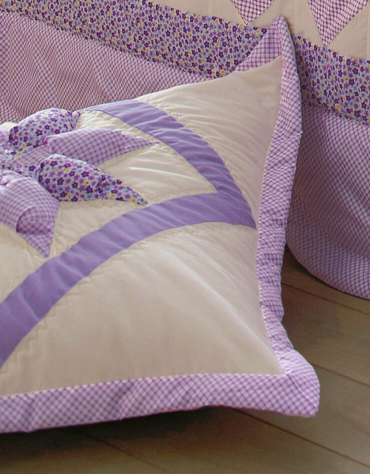 Couvre-lit patchwork imprimé fleurs (parme) Couvre-lit patchwork imprimé fleurs (parme)