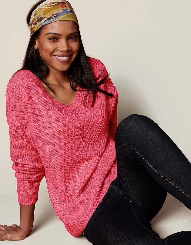 Pull col V, maille anglaise toucher mohair (cerise)
