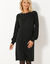 Robe pull finition écailles, maille fantaisie (noir)