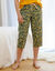Pantacourt pyjama coton imprim&eacute; floral (kaki / miel)