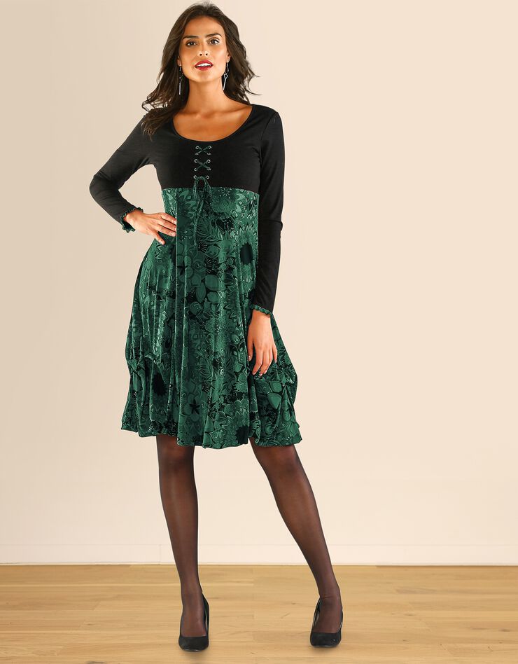 Robe imprimée manches longues (noir / vert) Robe imprimée manches longues (noir / vert)