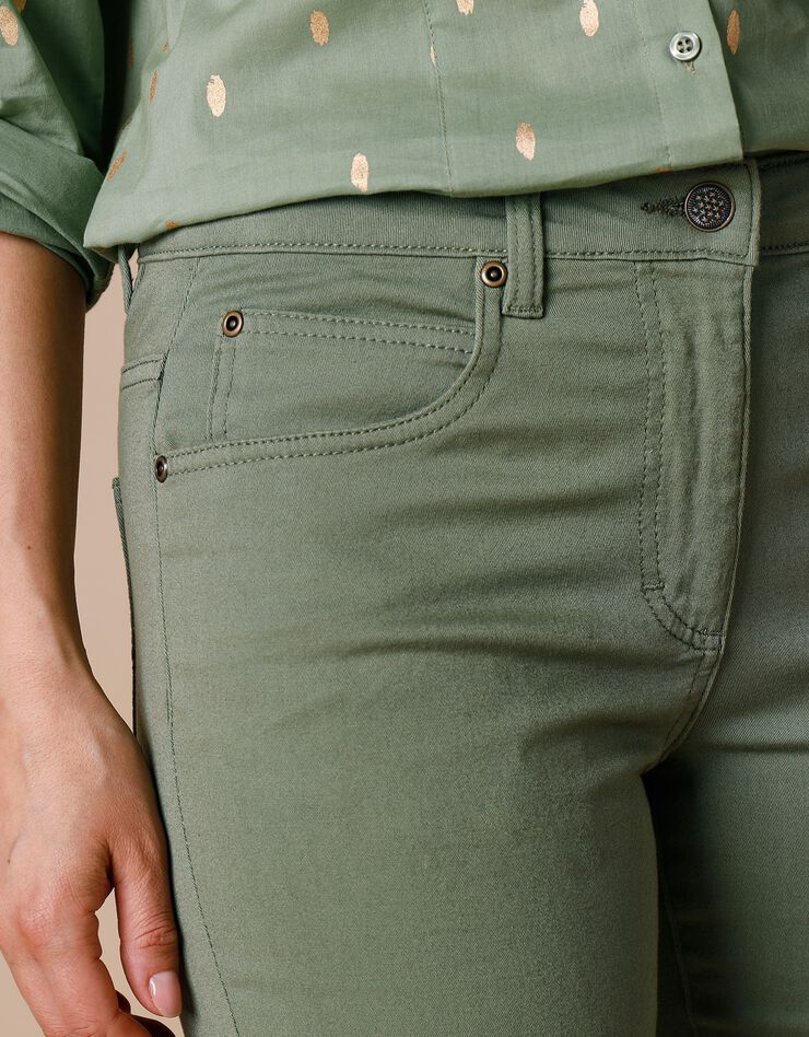 Pantalon sculptant coupe 5 poches (vert mousse)