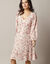 Robe courte imprimée, maille plissée (écru / rose)