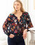 Blouse froncée en voile imprimé, manches amples (marine / caramel)