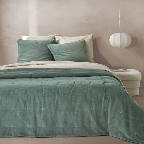 Couvre-lit capitonn&eacute; r&eacute;versible bi-mati&egrave;re - velours 100g/m&sup2; et coton lav&eacute; 57 fils/cm&sup2; (vert sauge)