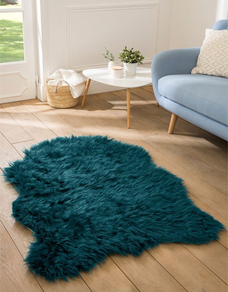 Tapis poils forme peau de bête (émeraude) Tapis poils forme peau de bête (émeraude)