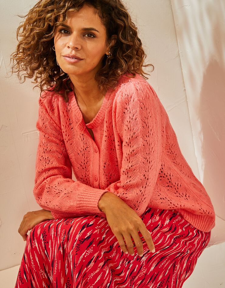 Cardigan boutonné manches blousantes, maille ajourée toucher mohair (corail) Cardigan boutonné manches blousantes, maille ajourée toucher mohair (corail)